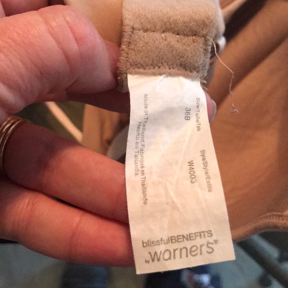 36 B Warner bra so comfy!! - Picture 5 of 5